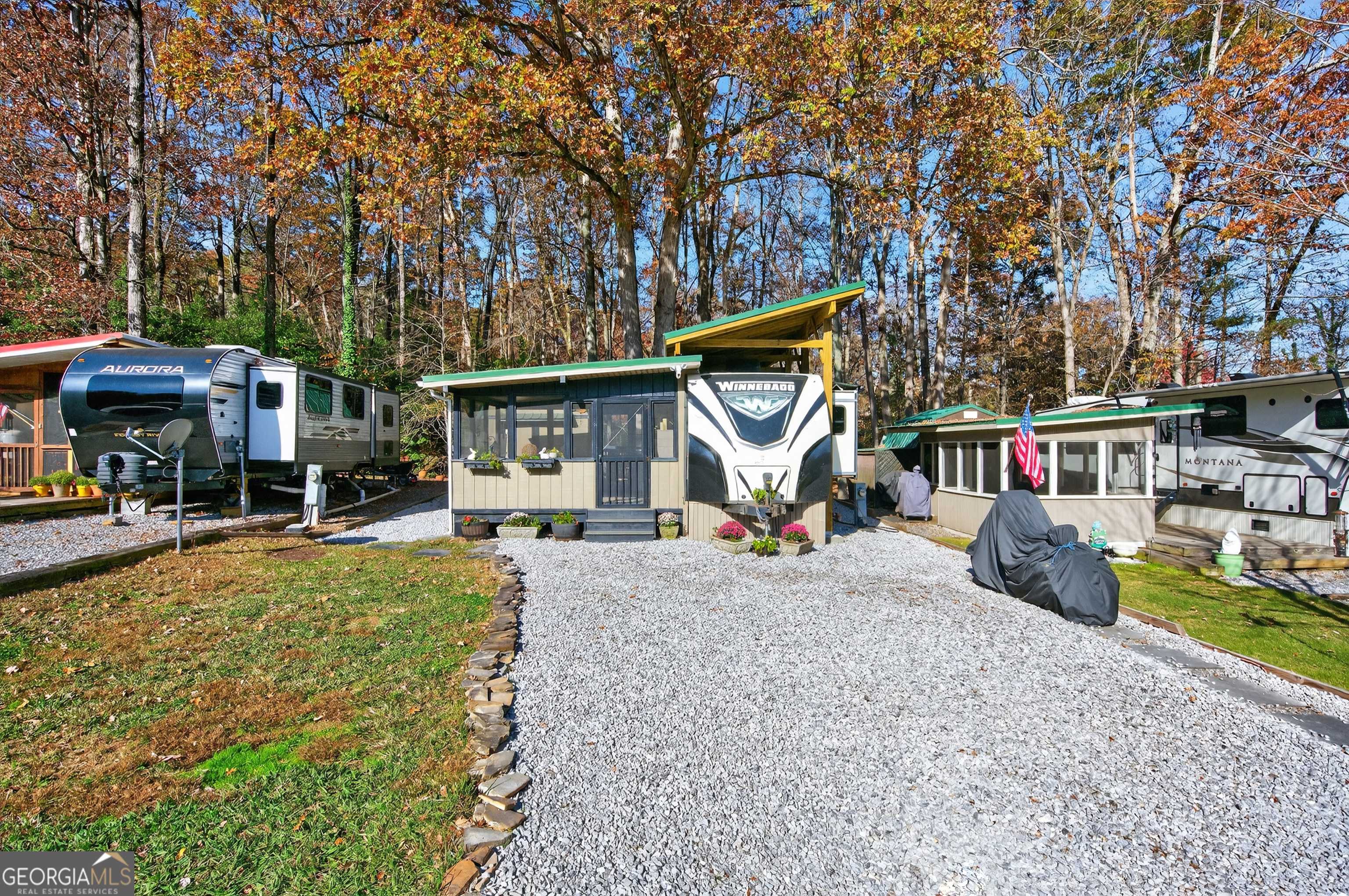 Cleveland, GA 30528,324 Leisure Acres Dr