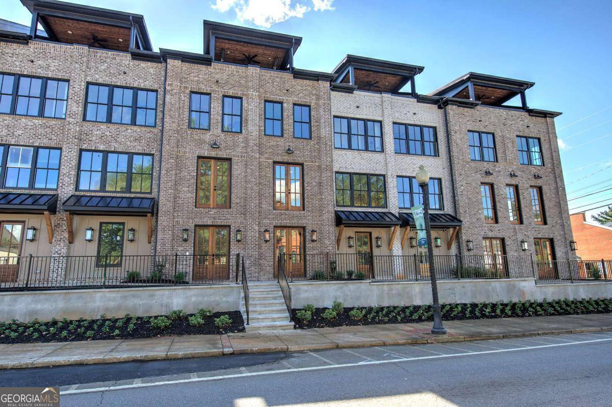 Cartersville, GA 30120,178 W Main ST #205