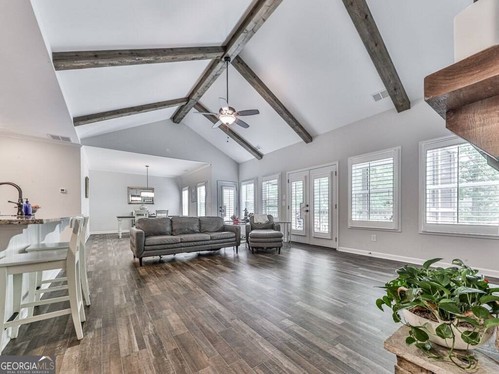 Waleska, GA 30183,308 Feather Perch