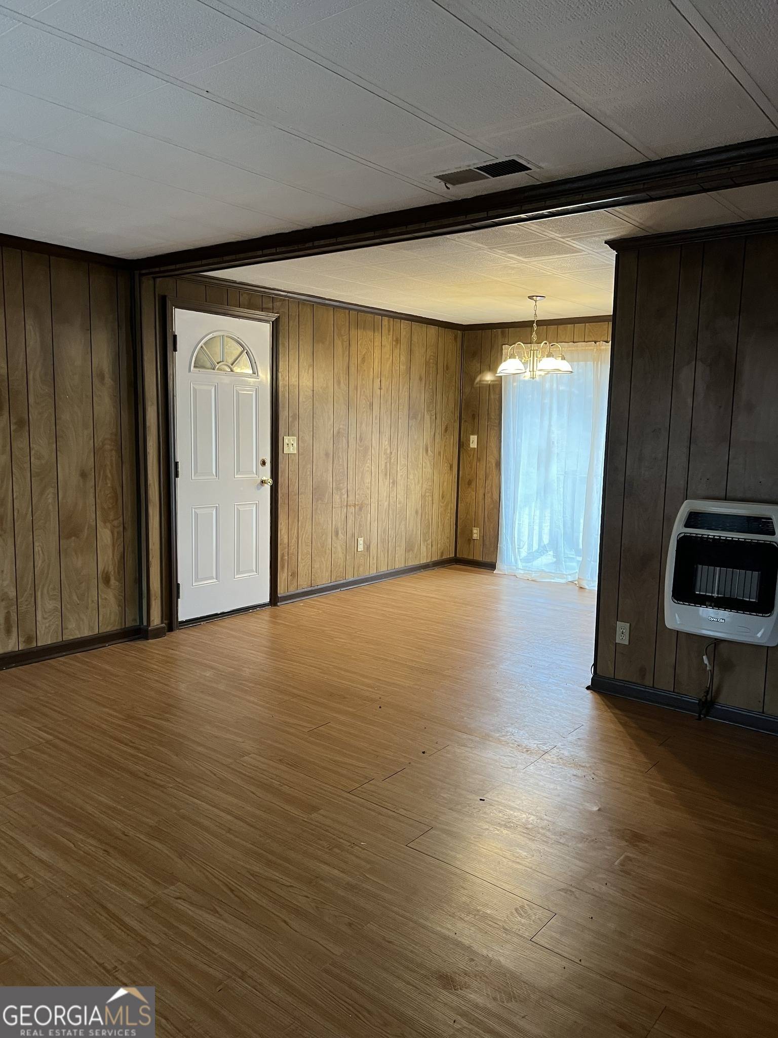 Newnan, GA 30263,1993 Smokey RD