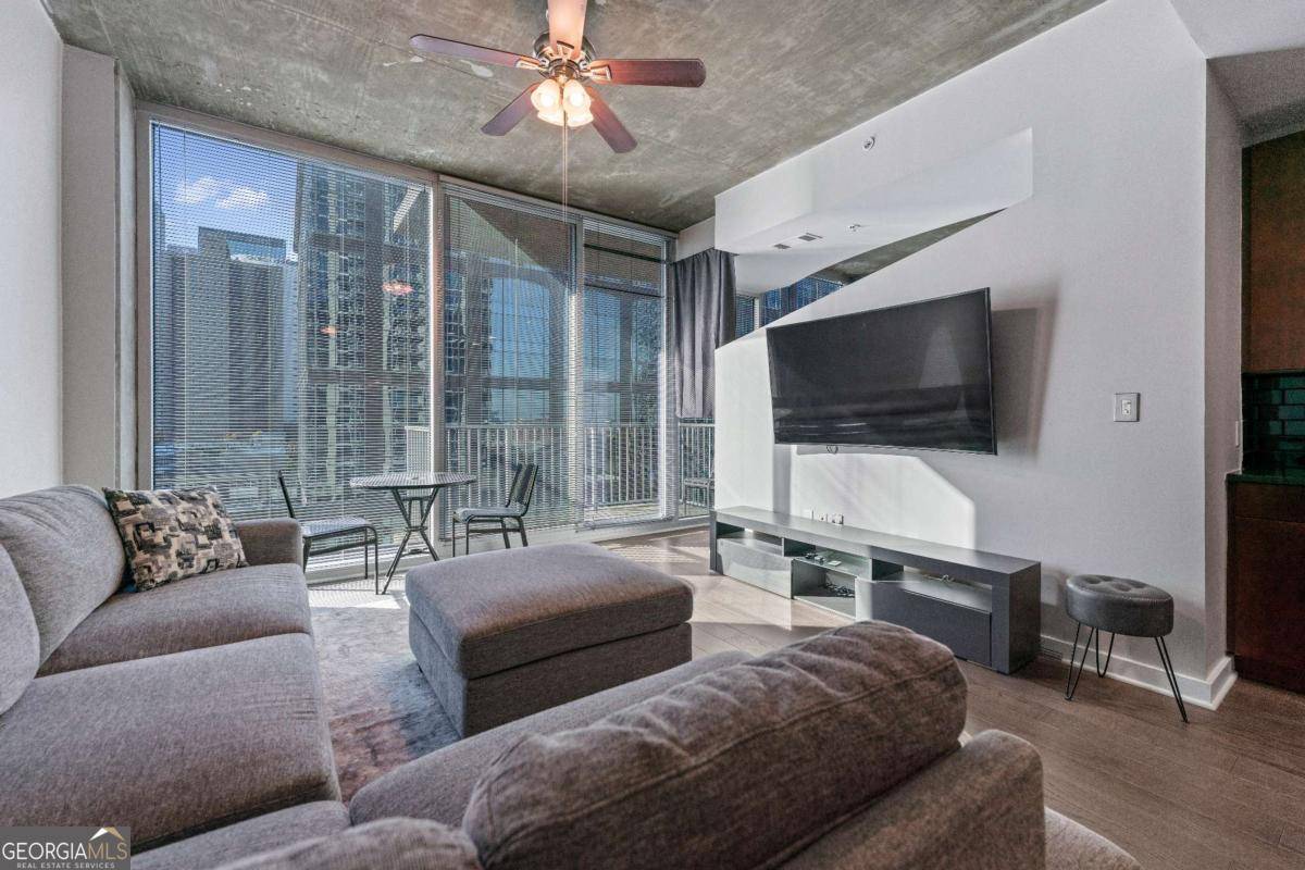 Atlanta, GA 30308,400 W Peachtree ST NW #1009