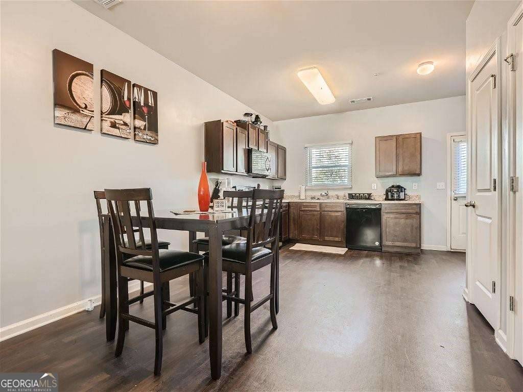 Atlanta, GA 30331,2161 Cypress LN