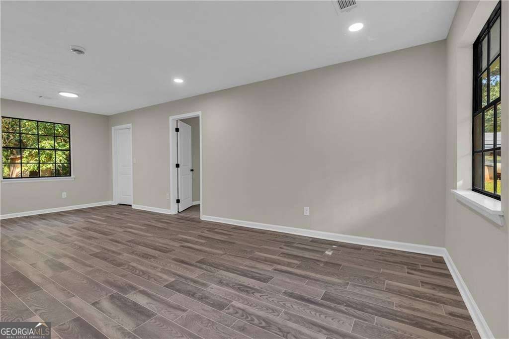 Jonesboro, GA 30238,8949 Raven DR