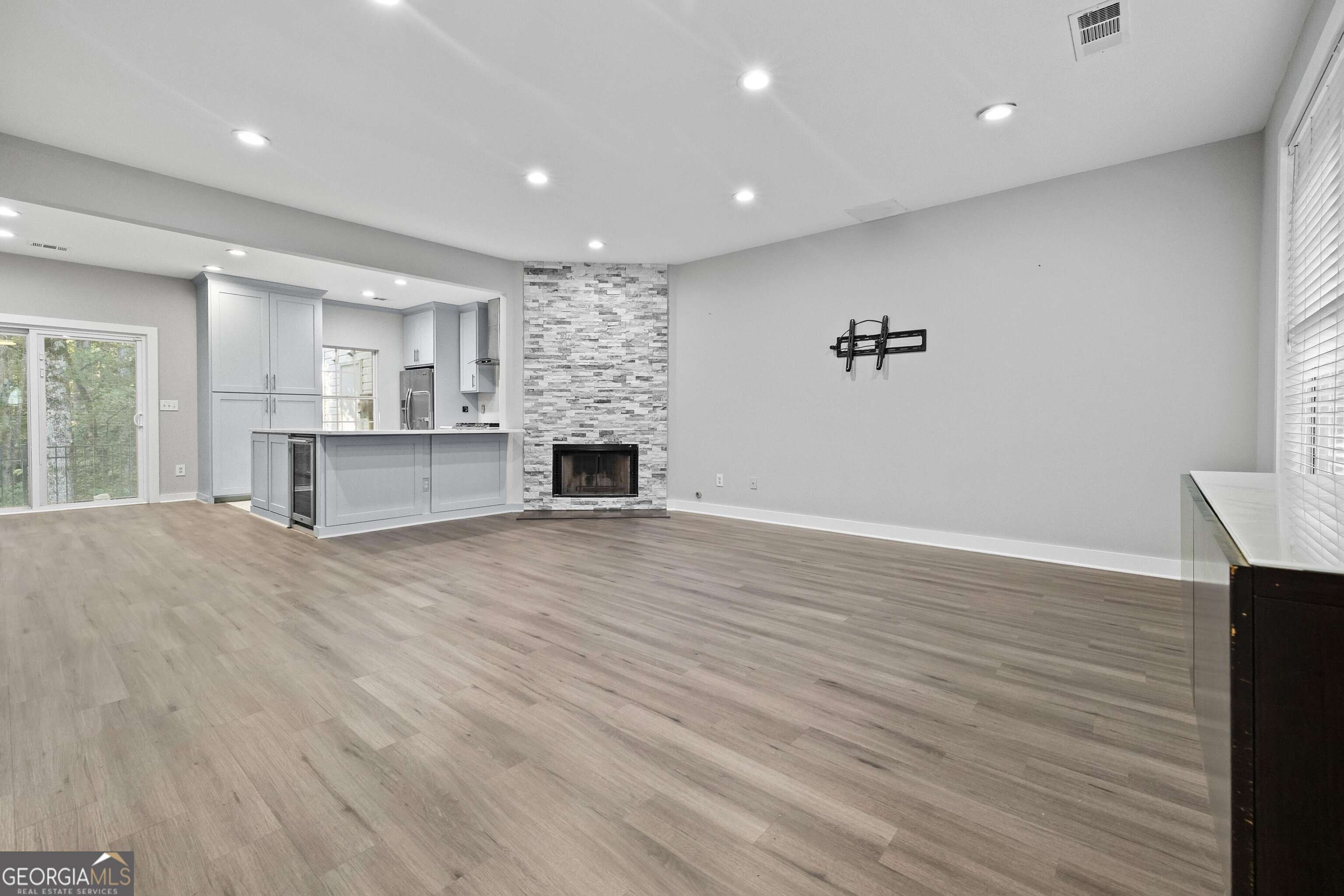 Alpharetta, GA 30022,4645 VALAIS CT #124