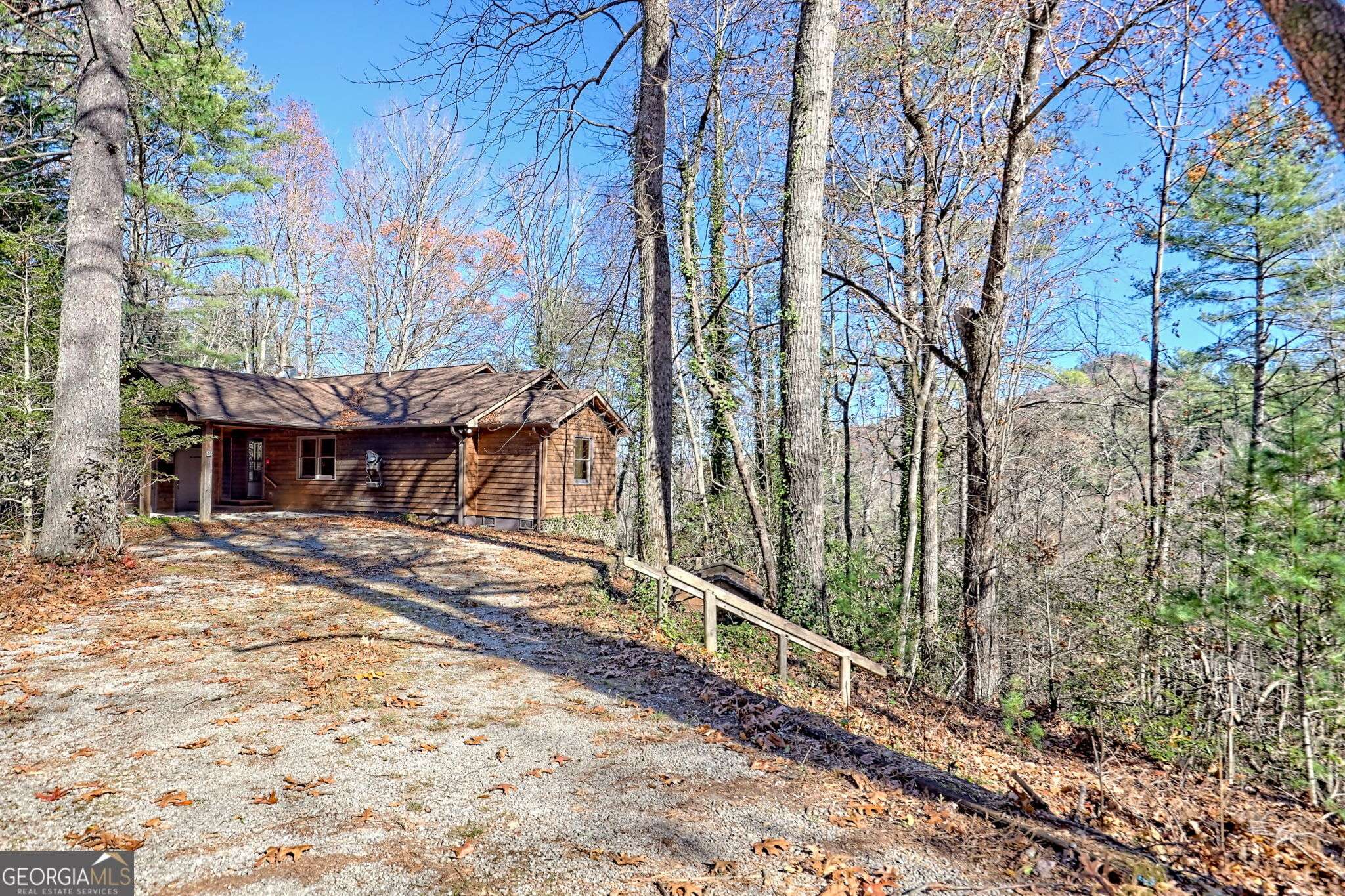 Rabun Gap, GA 30568,46 Clare LN