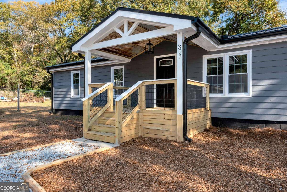 Winder, GA 30680,303 Rooks RD