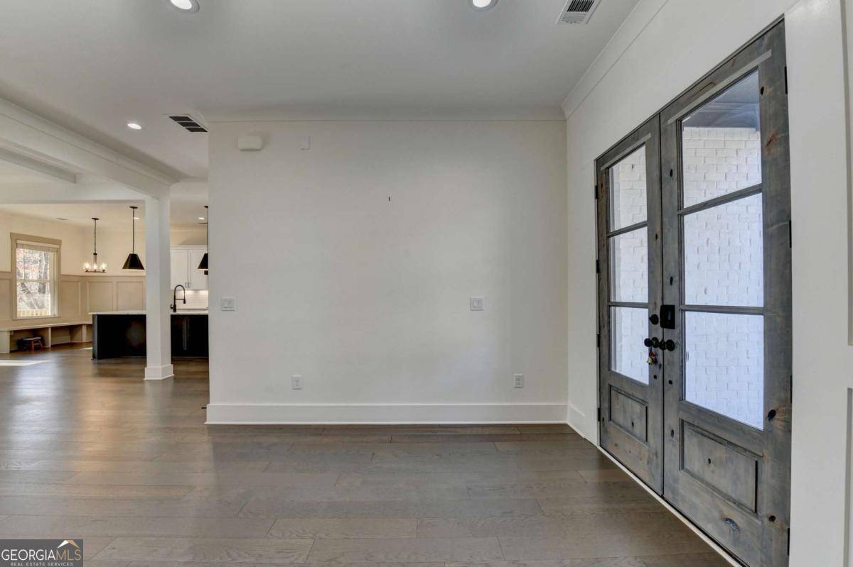 Buford, GA 30518,6181 Shoreland CIR