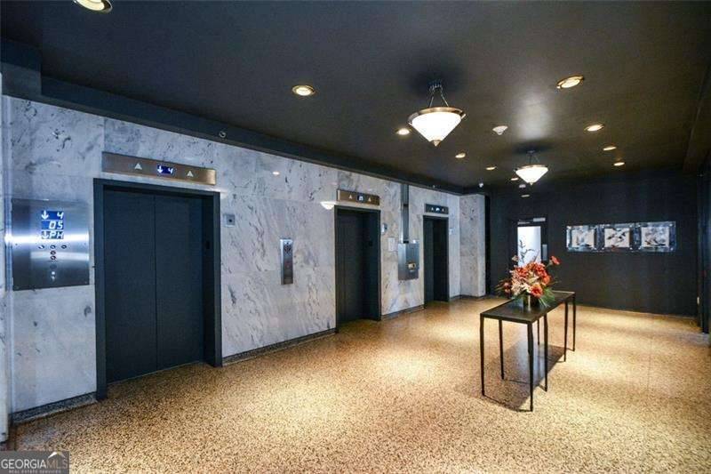 Atlanta, GA 30308,620 Peachtree ST NE #916