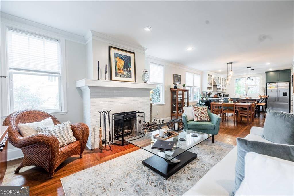 Atlanta, GA 30309,360 8th ST NE