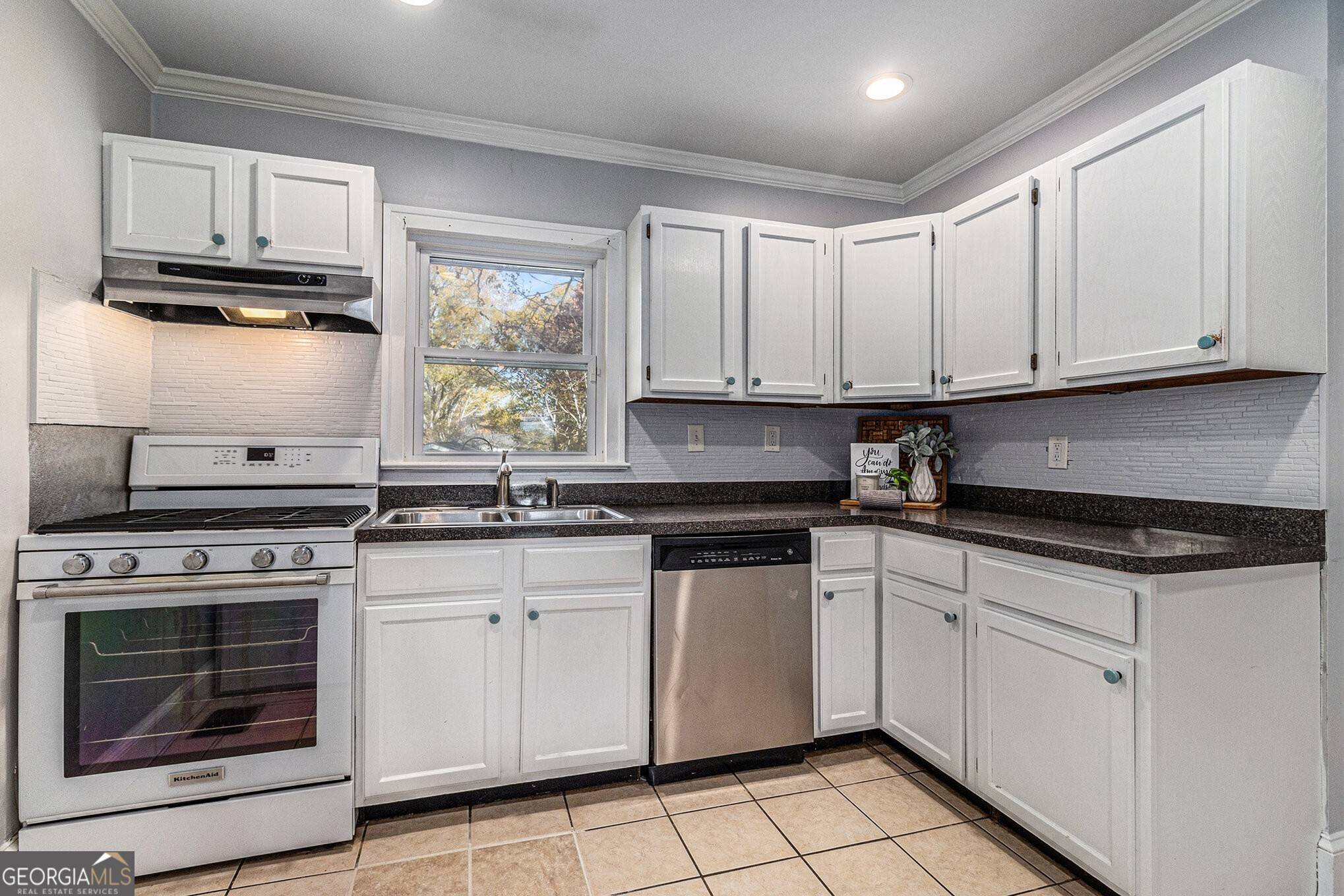 Scottdale, GA 30079,3102 Cedar ST