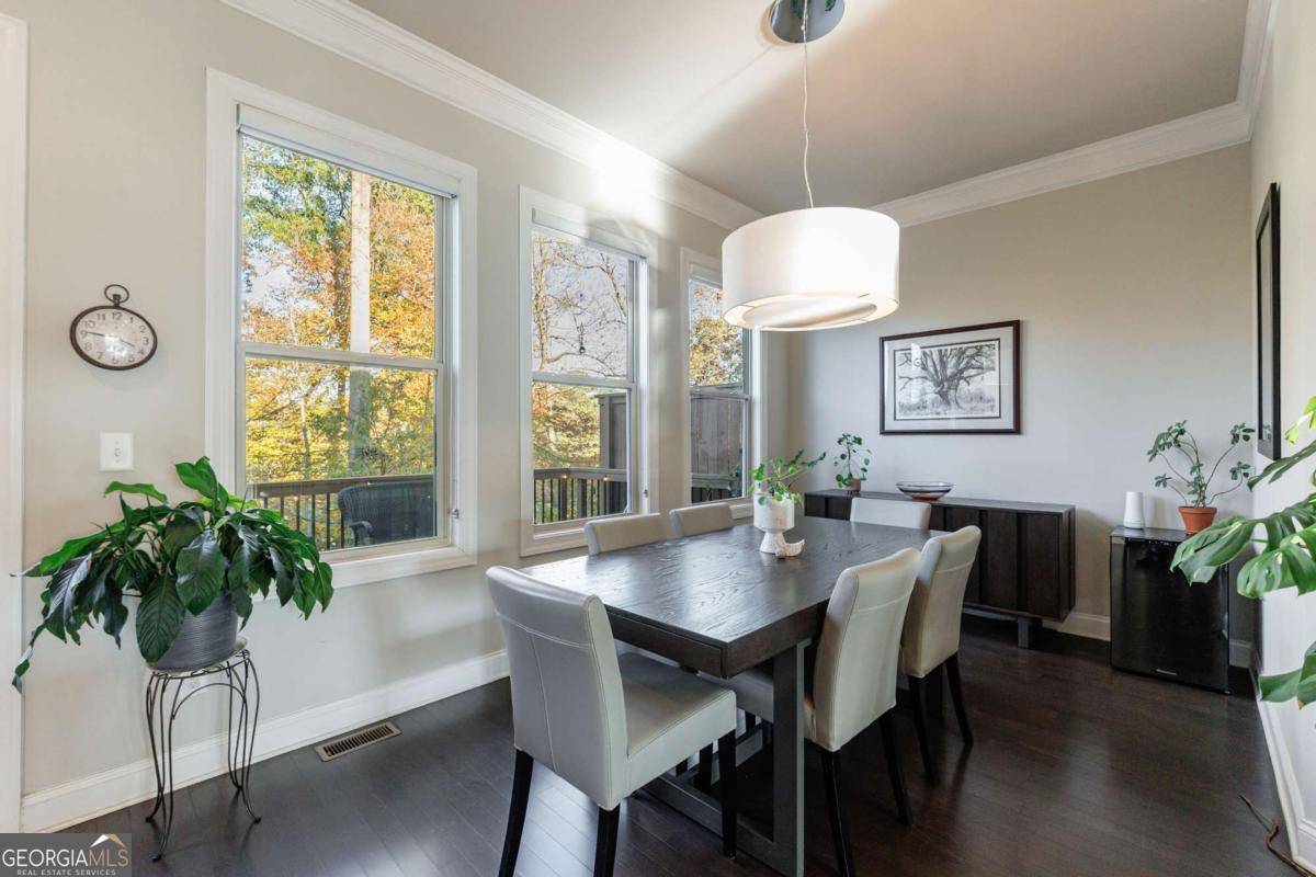 Atlanta, GA 30341,2002 Raven WAY