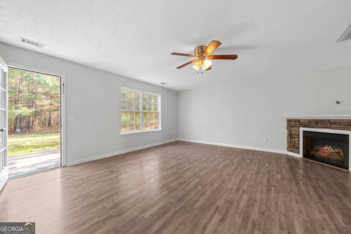 Eatonton, GA 31024,403 Avant RD