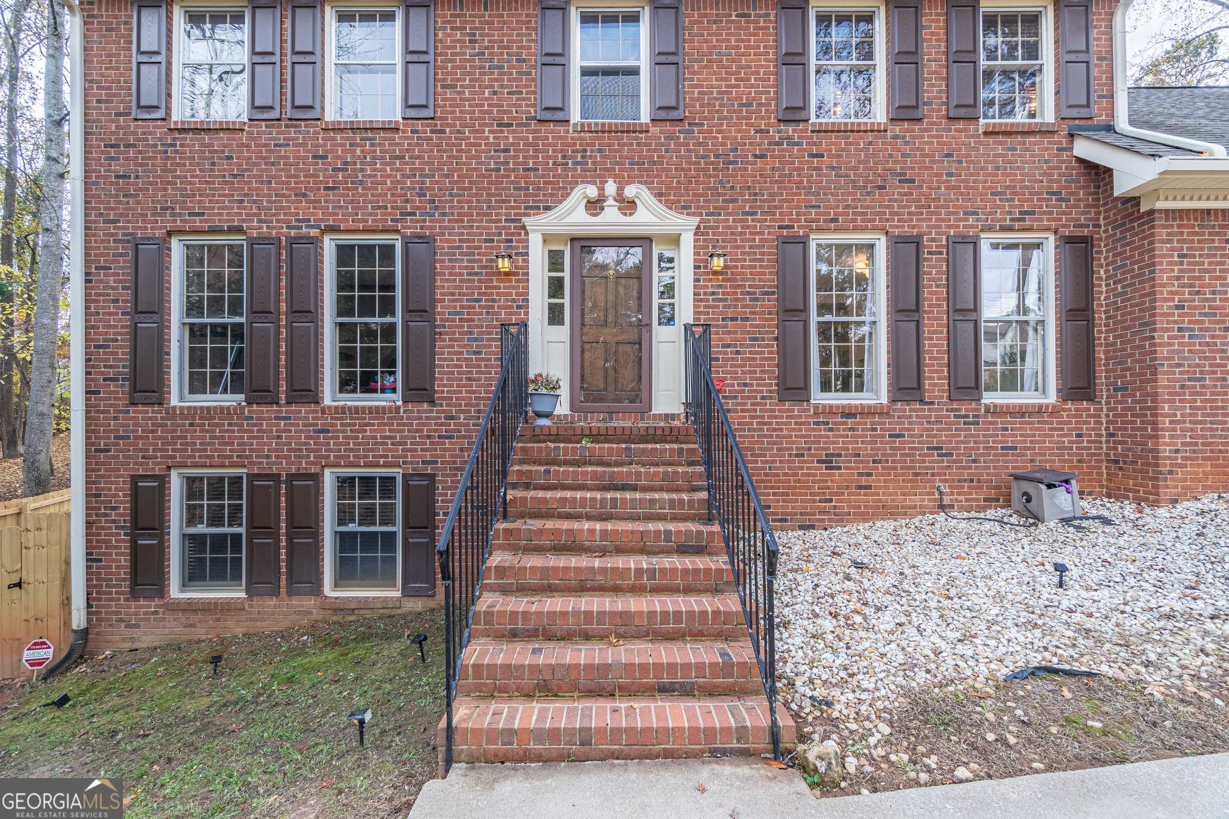 Lilburn, GA 30047,2291 RODAO DR SW