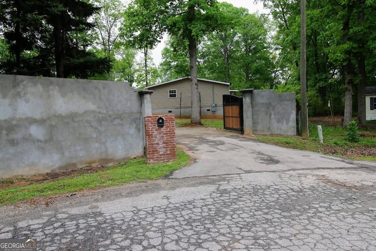 Carrollton, GA 30116,208 Holliday WAY