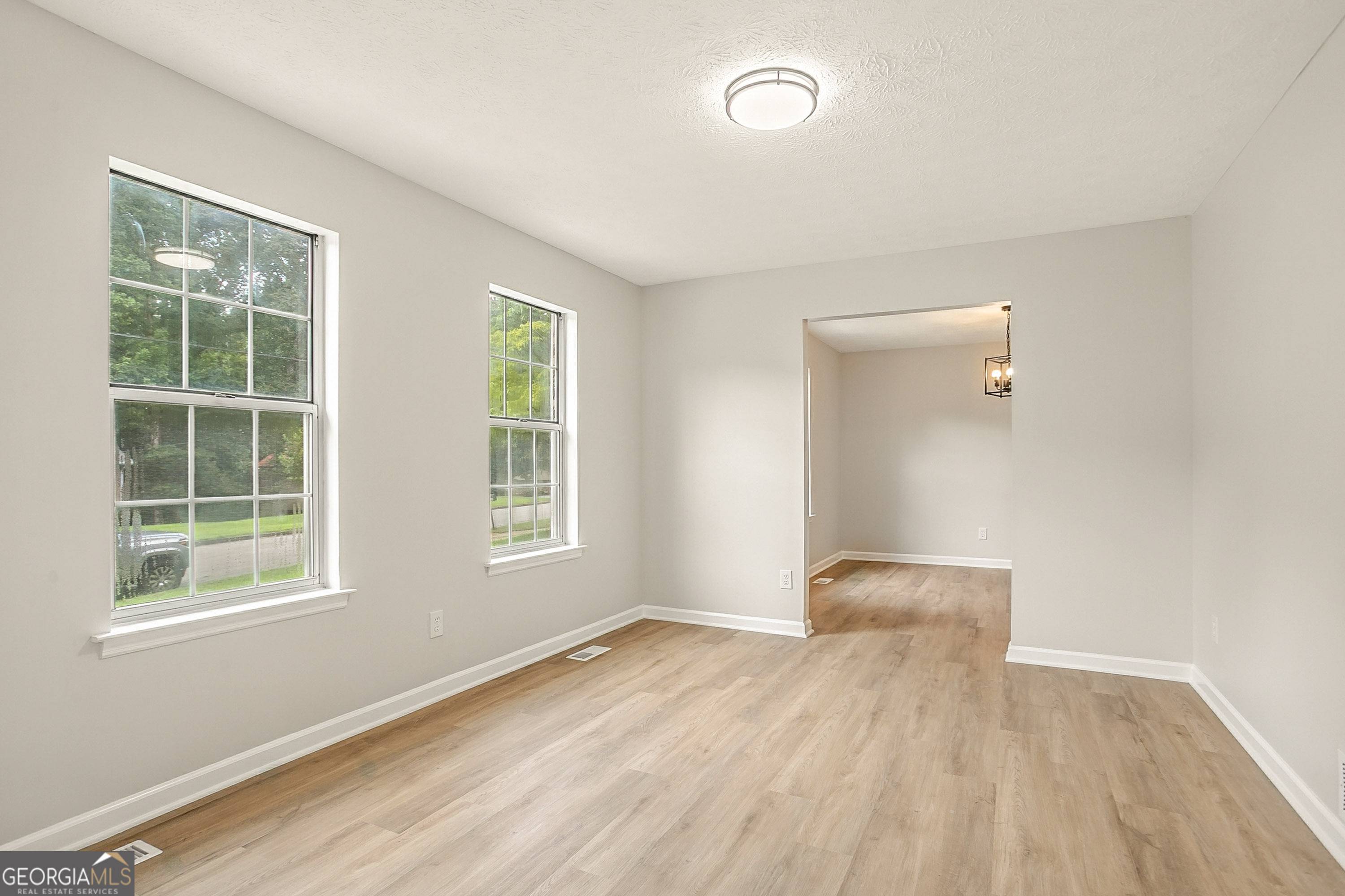 Atlanta, GA 30331,670 Timbergrove DR SW