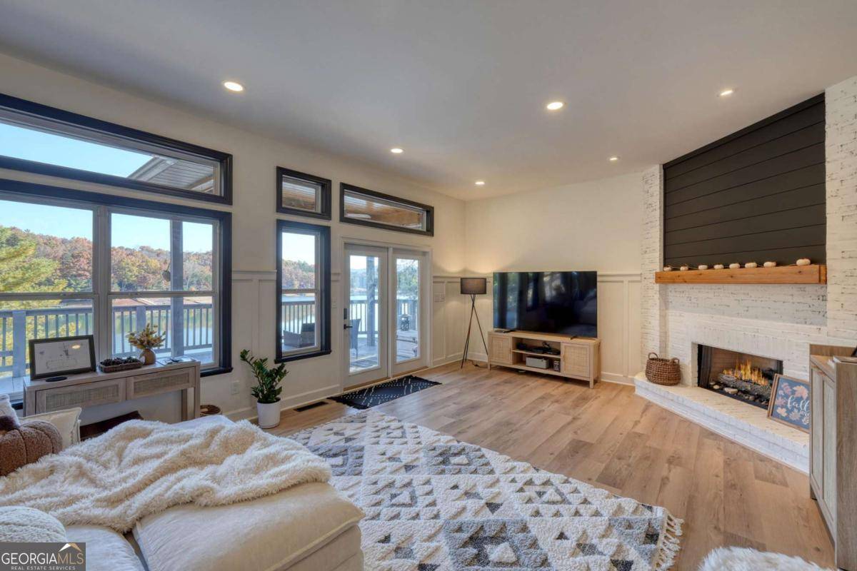 Blairsville, GA 30512,129 Mountain View LN