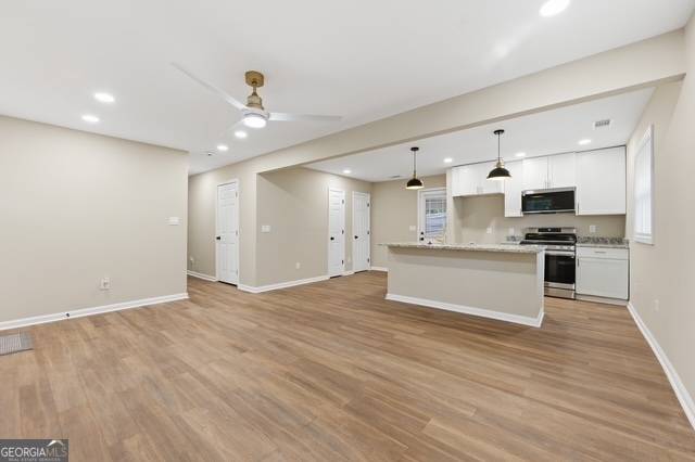 Atlanta, GA 30331,2332 Barge RD SW