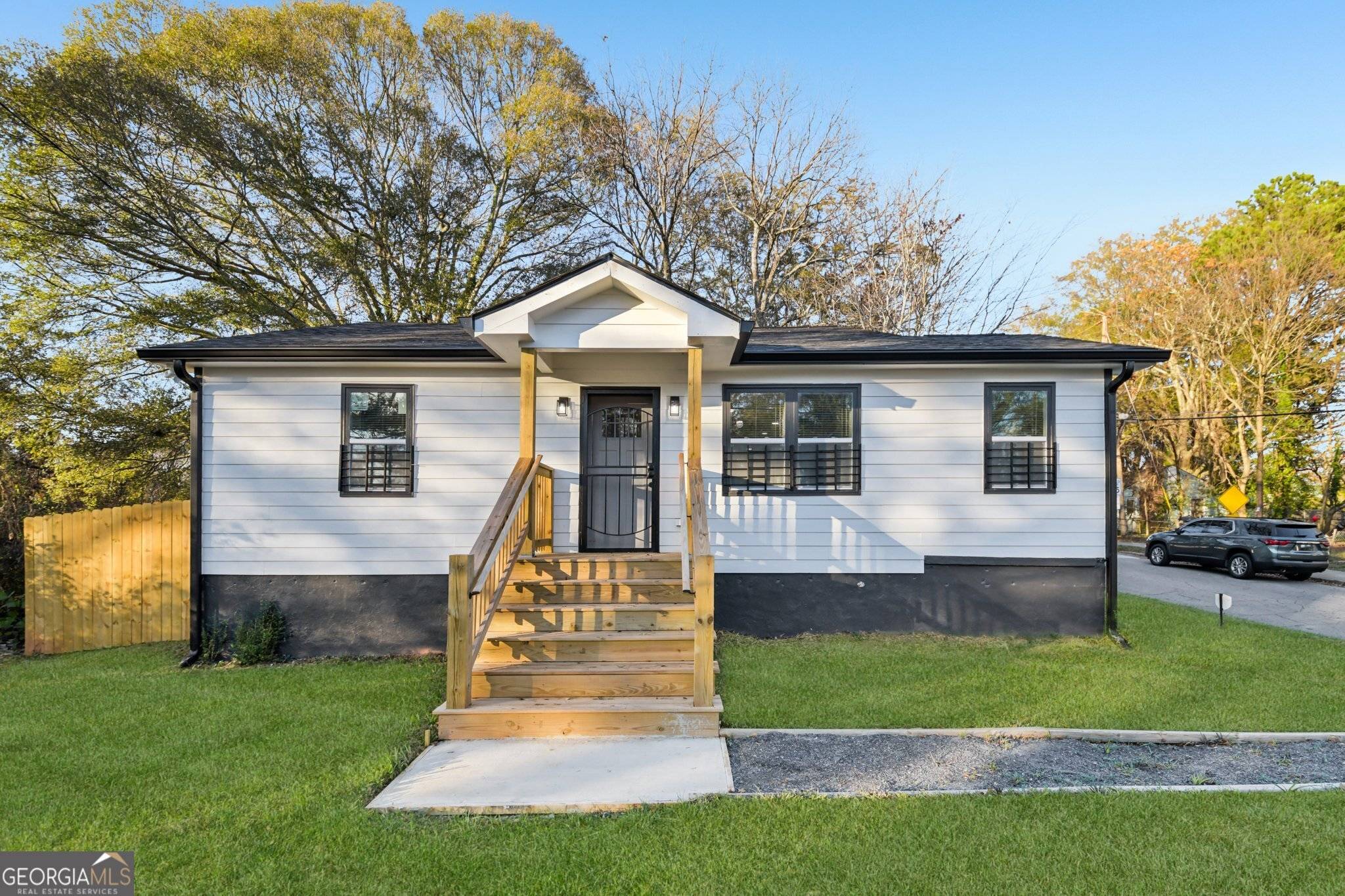 Atlanta, GA 30311,1539 Venetian DR SW