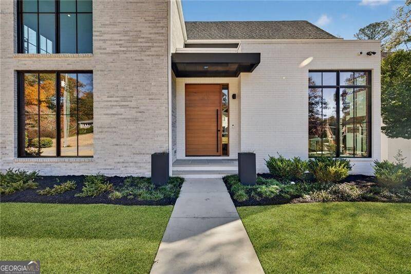 Atlanta, GA 30327,4795 Merlendale CT