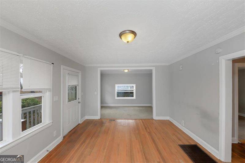 Atlanta, GA 30344,2120 PENROSE