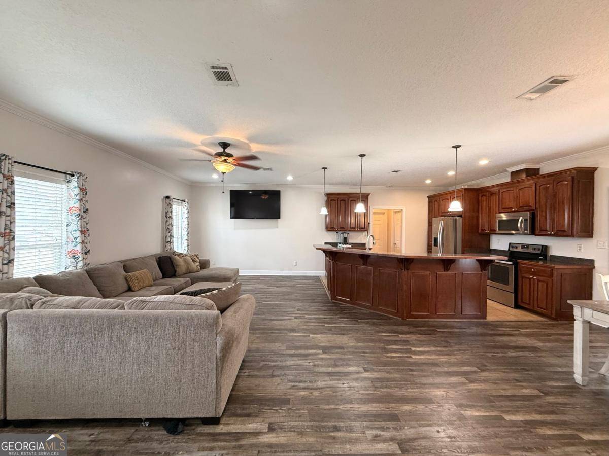 Adel, GA 31620,93 Oak Forrest DR