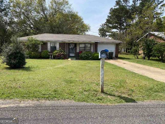 Bainbridge, GA 39819,1502 Hall ST