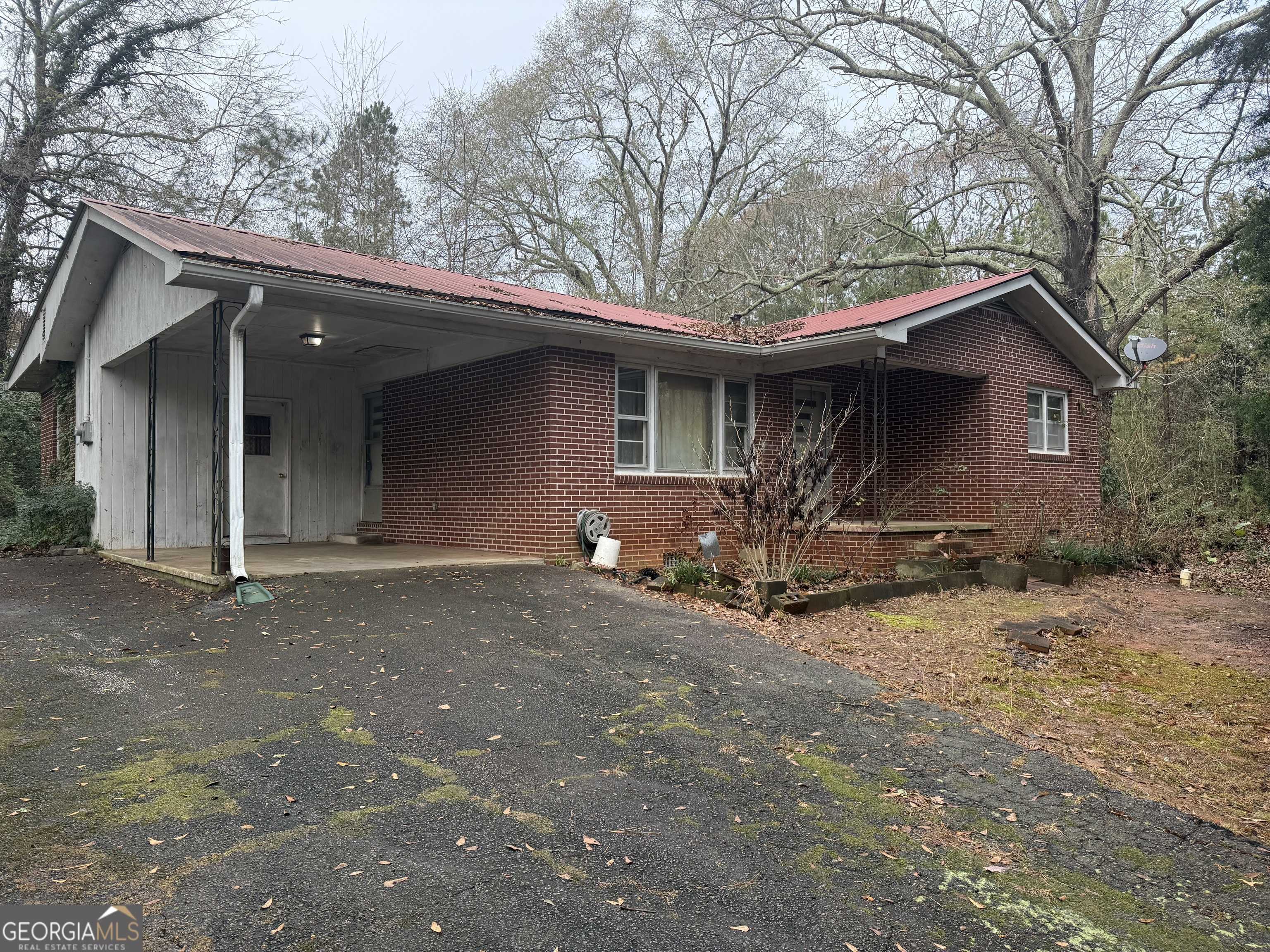 Toccoa, GA 30577,93 College ST