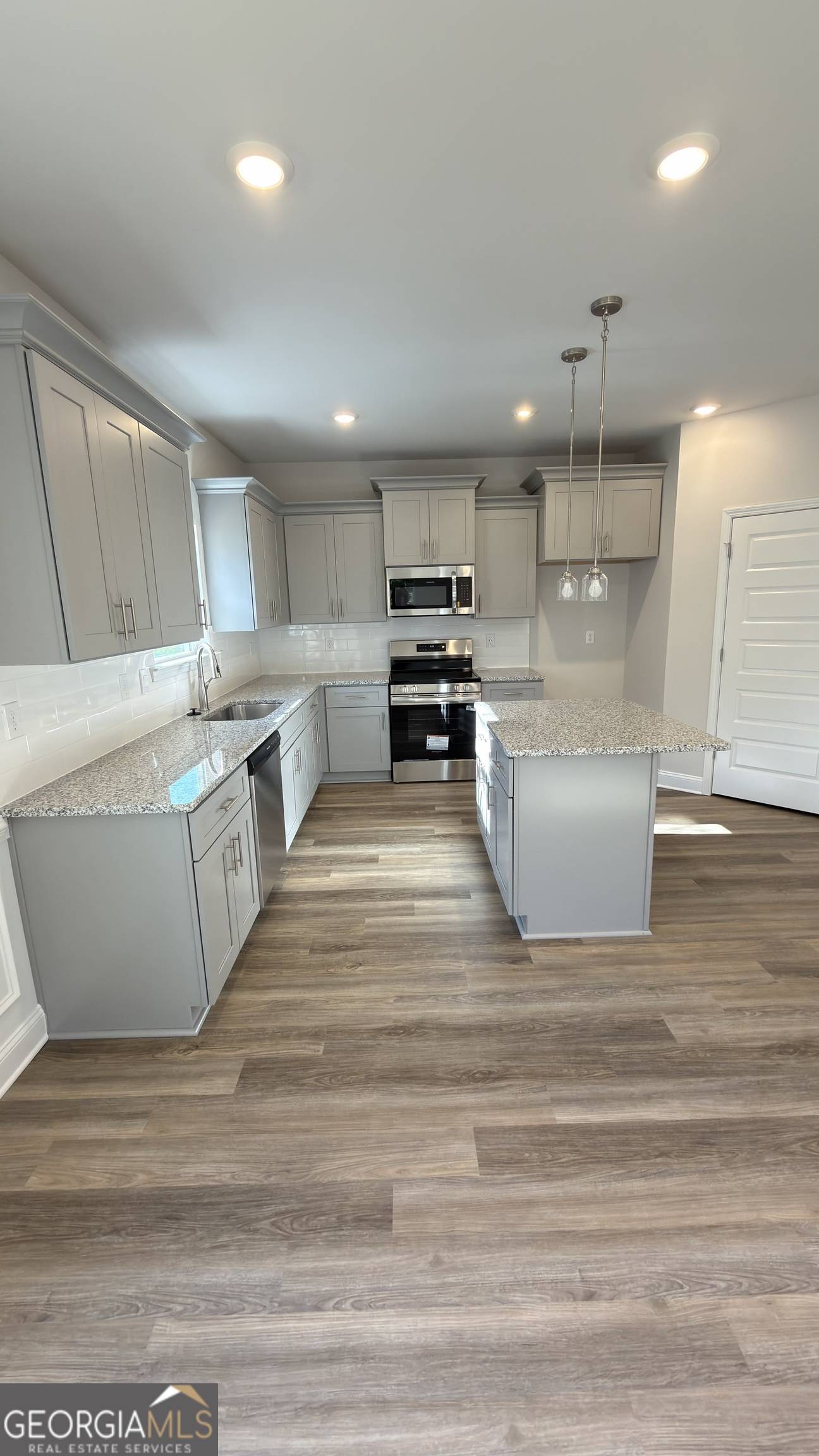 Demorest, GA 30535,544 Wauka DR