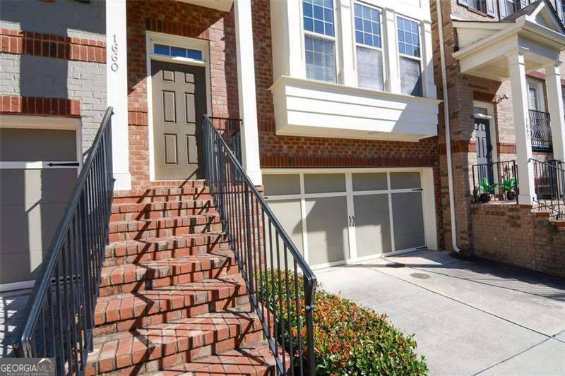 Atlanta, GA 30329,1660 Woodbridge LN NE