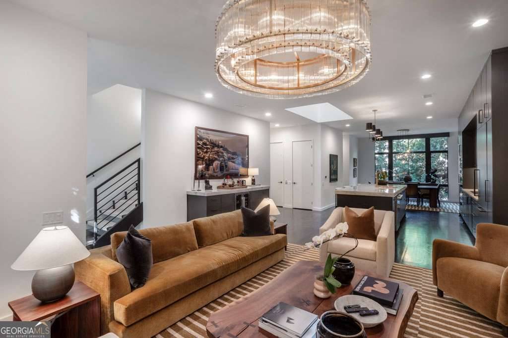 Atlanta, GA 30342,721 Longleaf DR NE #3