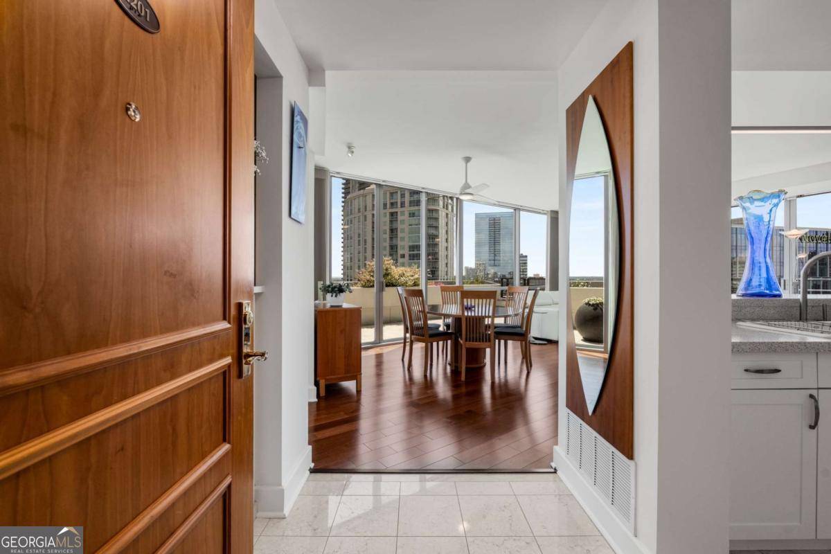 Atlanta, GA 30326,700 Park Regency PL NE #2201