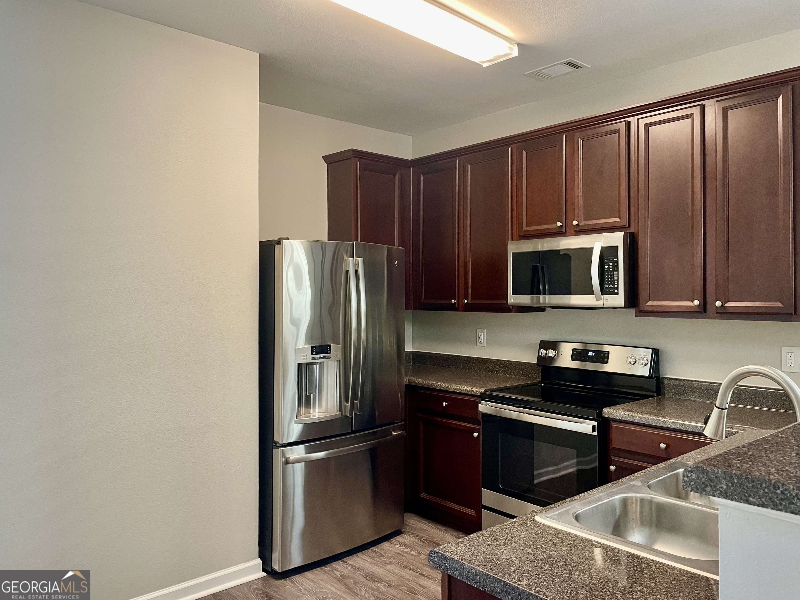 Canton, GA 30114,404 Pierpont CT