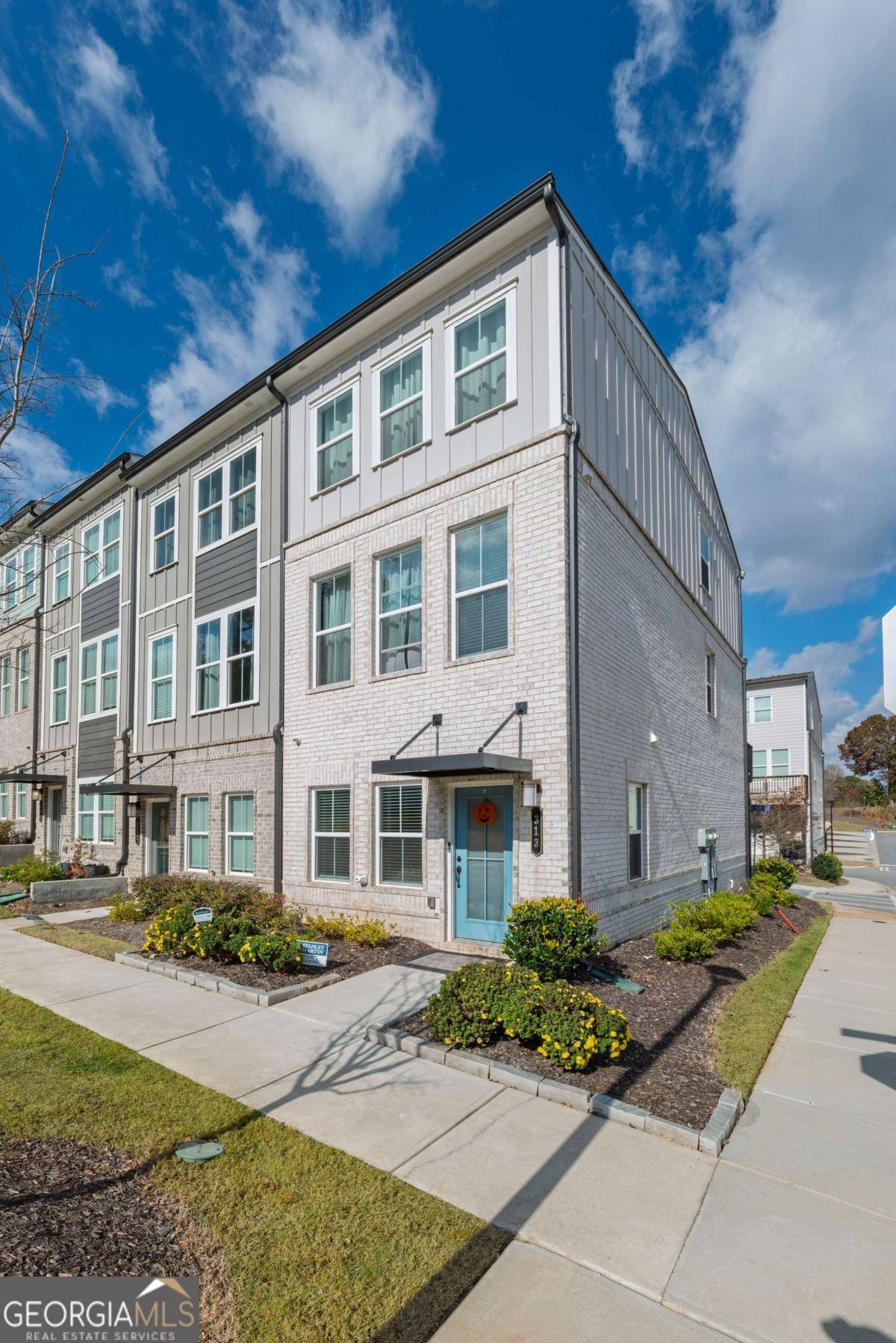 Atlanta, GA 30315,313 Skylar TER SE