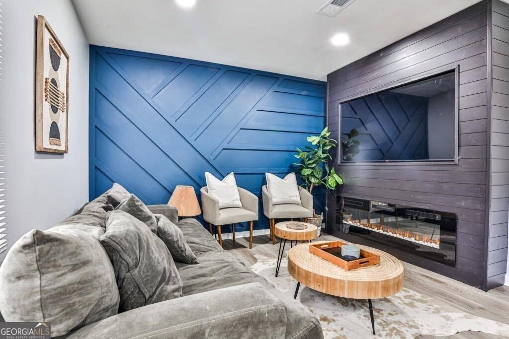 Atlanta, GA 30331,15 Pine Canyon DR SW