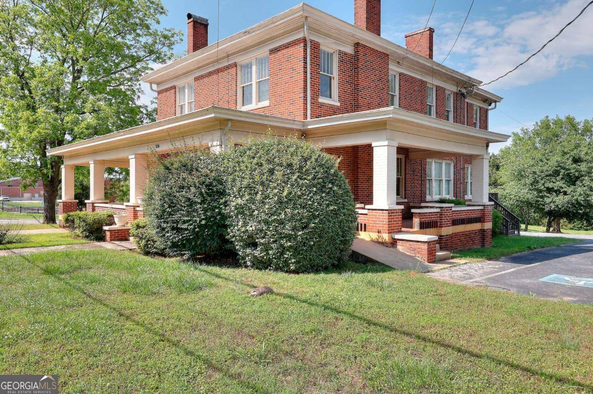 Monroe, GA 30655,338 N Broad ST