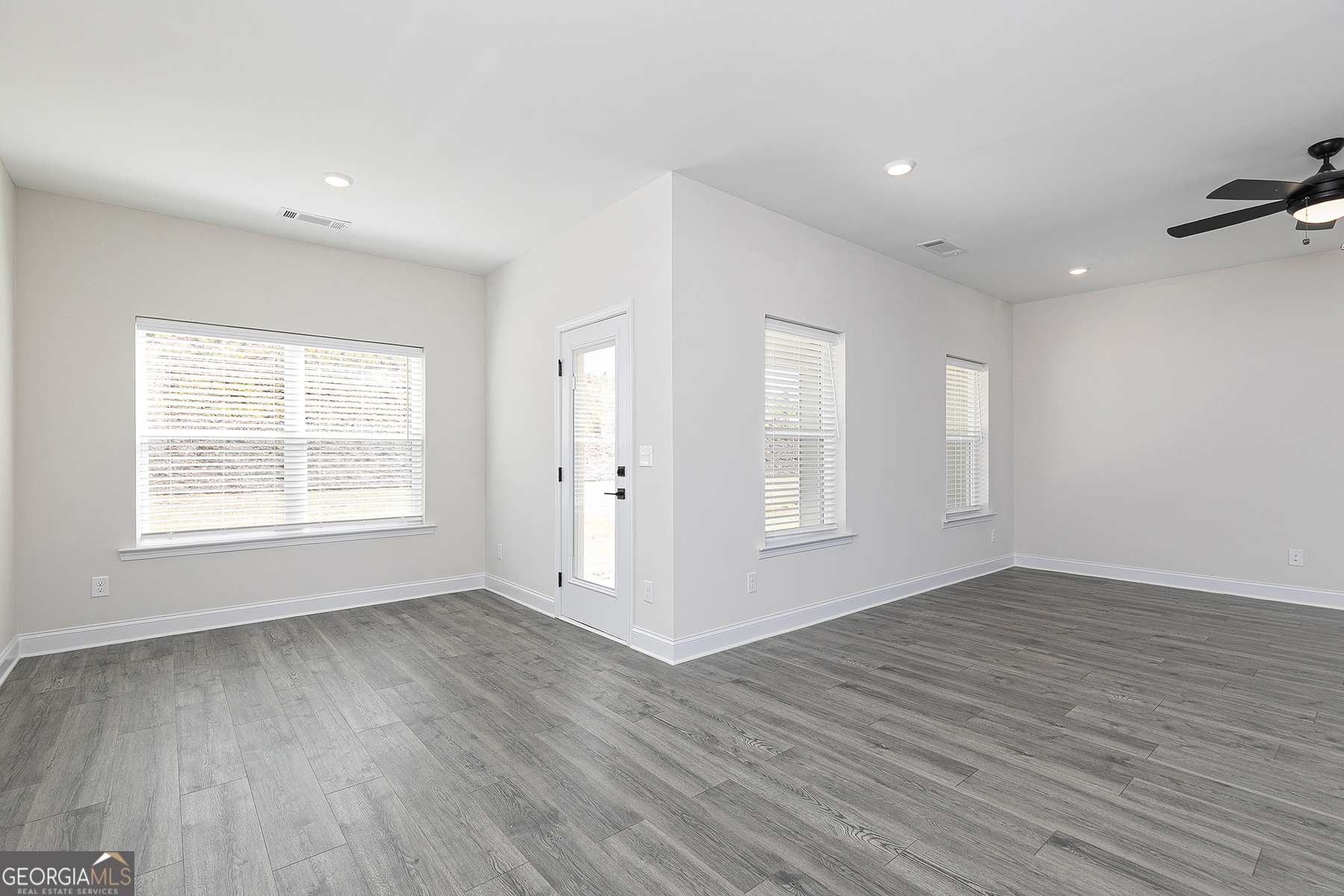 Dallas, GA 30157,601 Cantrell DR