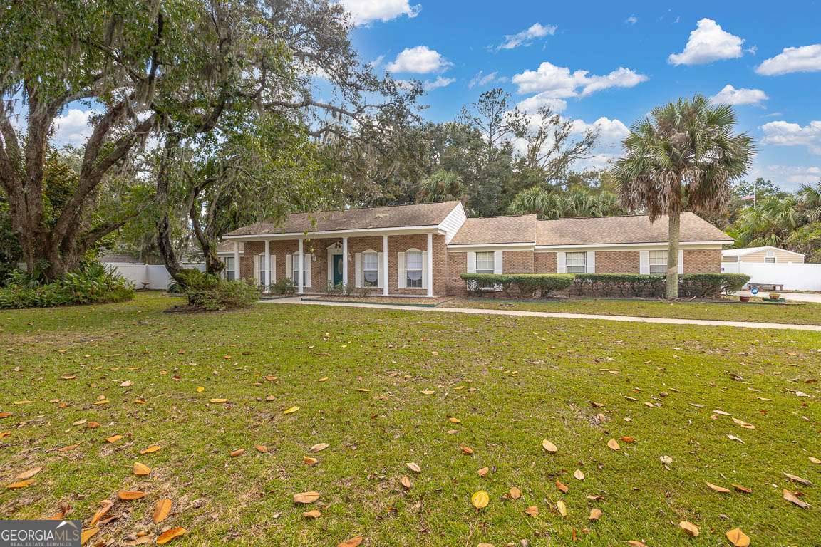 Brunswick, GA 31525,112 Meadows WAY