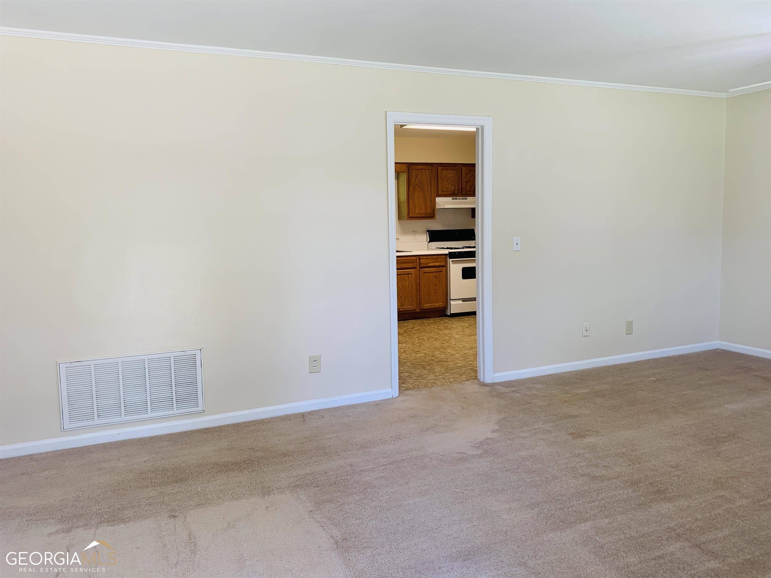 Newnan, GA 30263,25 Martin ST