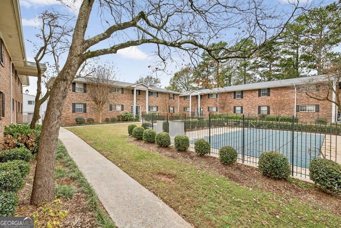 Sandy Springs, GA 30328,315 Hilderbrand DR #B4