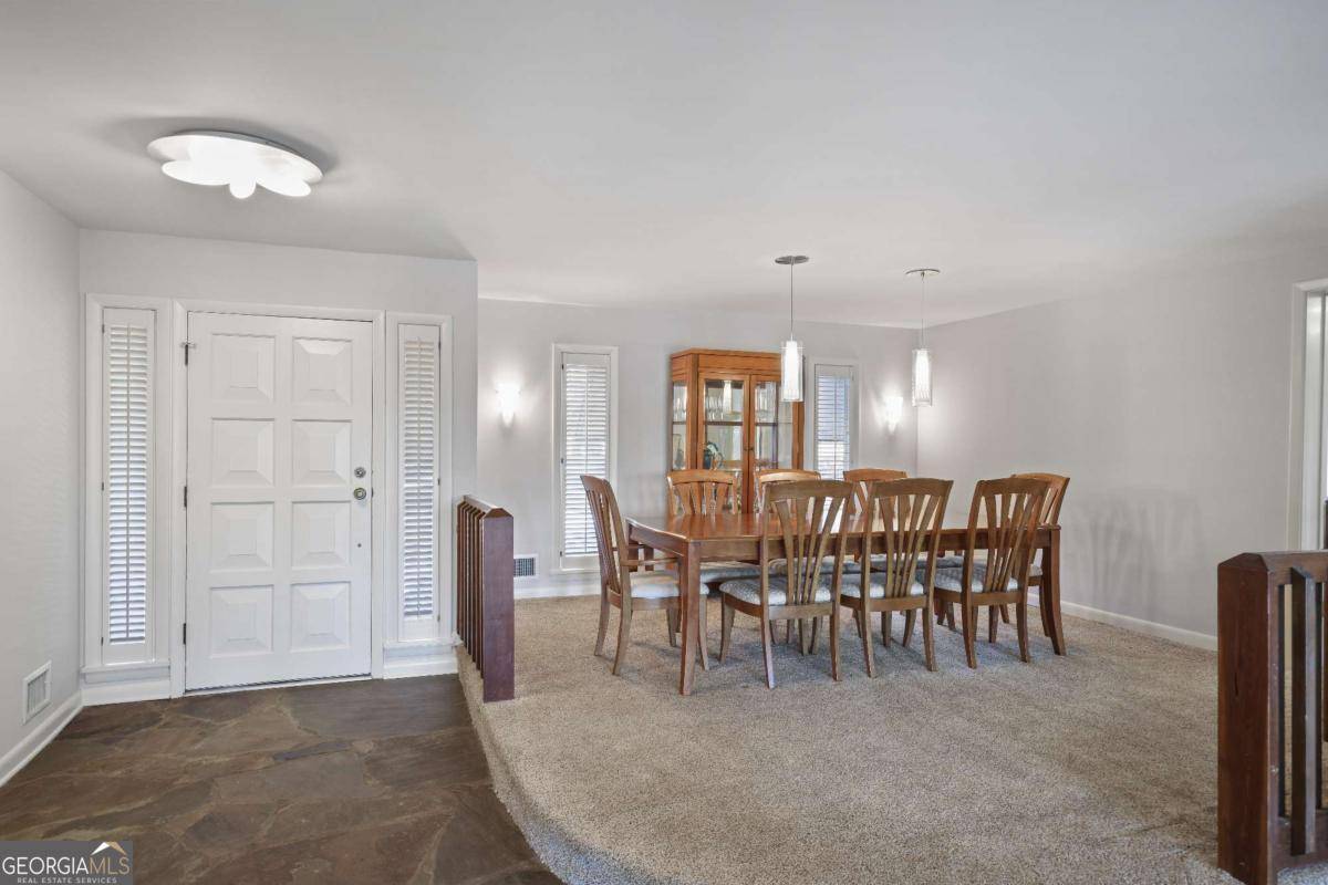 Sandy Springs, GA 30328,180 River Court Pkwy