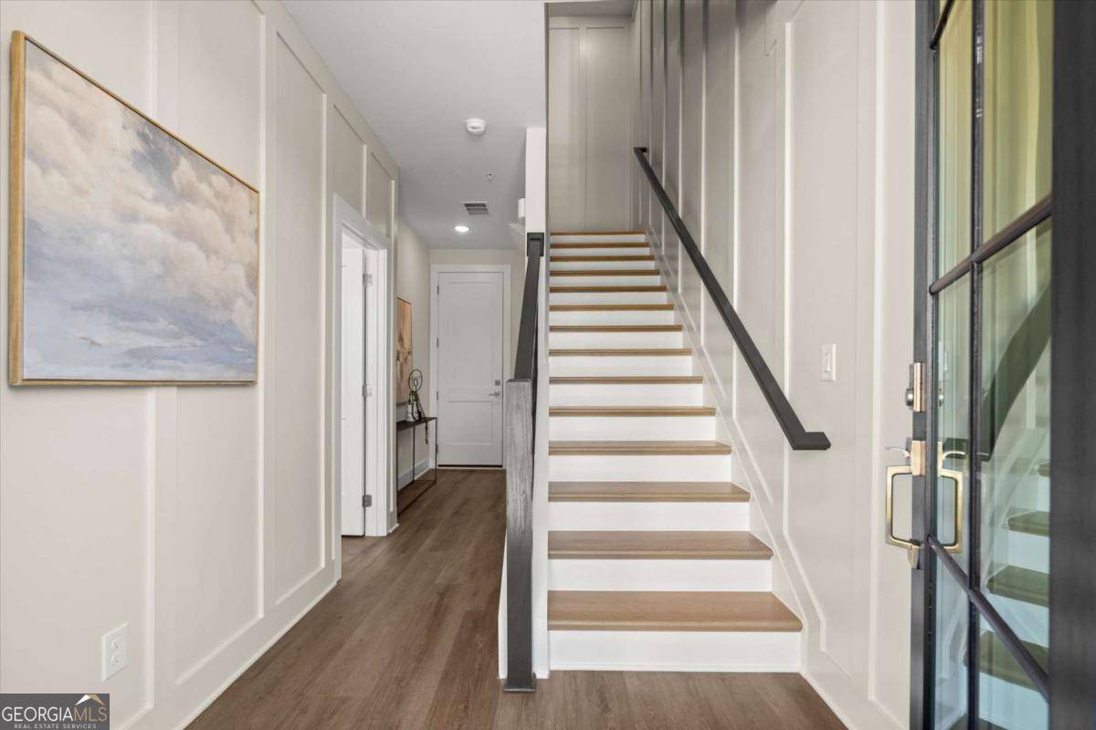 Alpharetta, GA 30009,677 Soul ALY #148