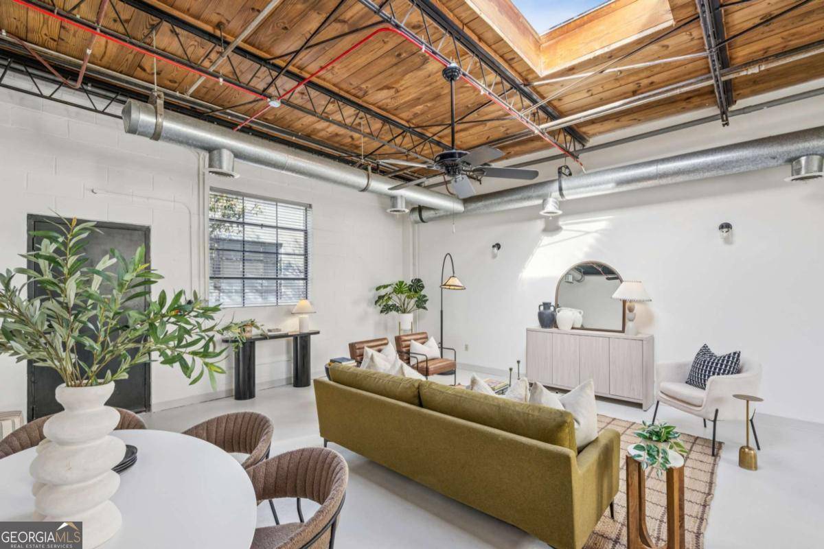 Atlanta, GA 30307,834 Dekalb AVE NE #G