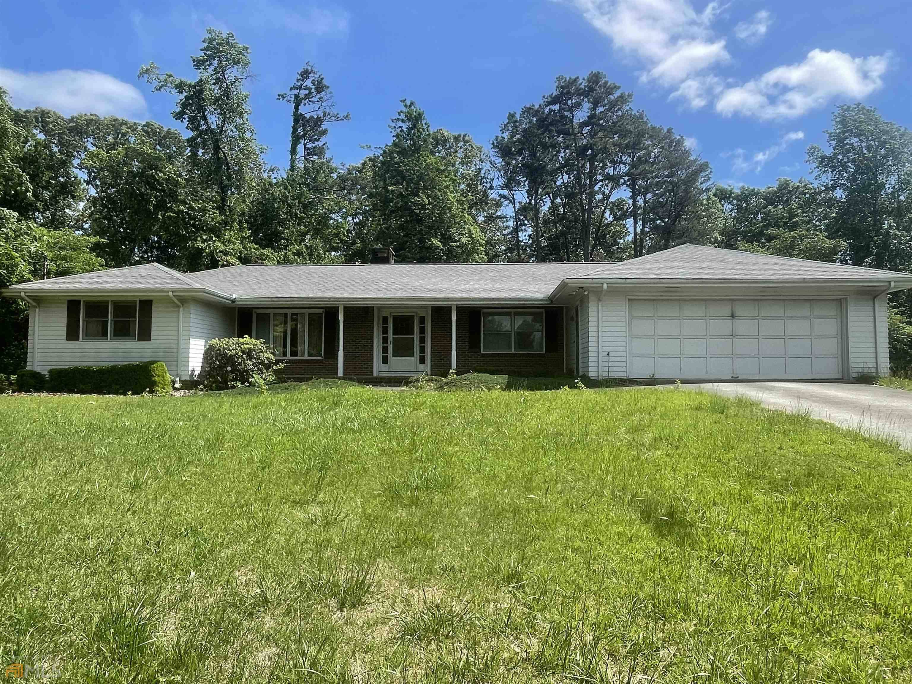 Toccoa, GA 30577,264 Beaver Brook