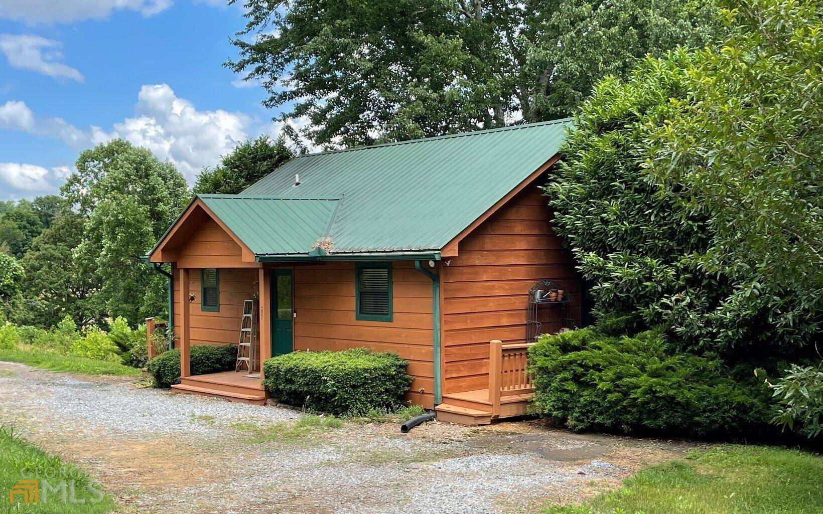 Hayesville, NC 28904,411 Cabin DR