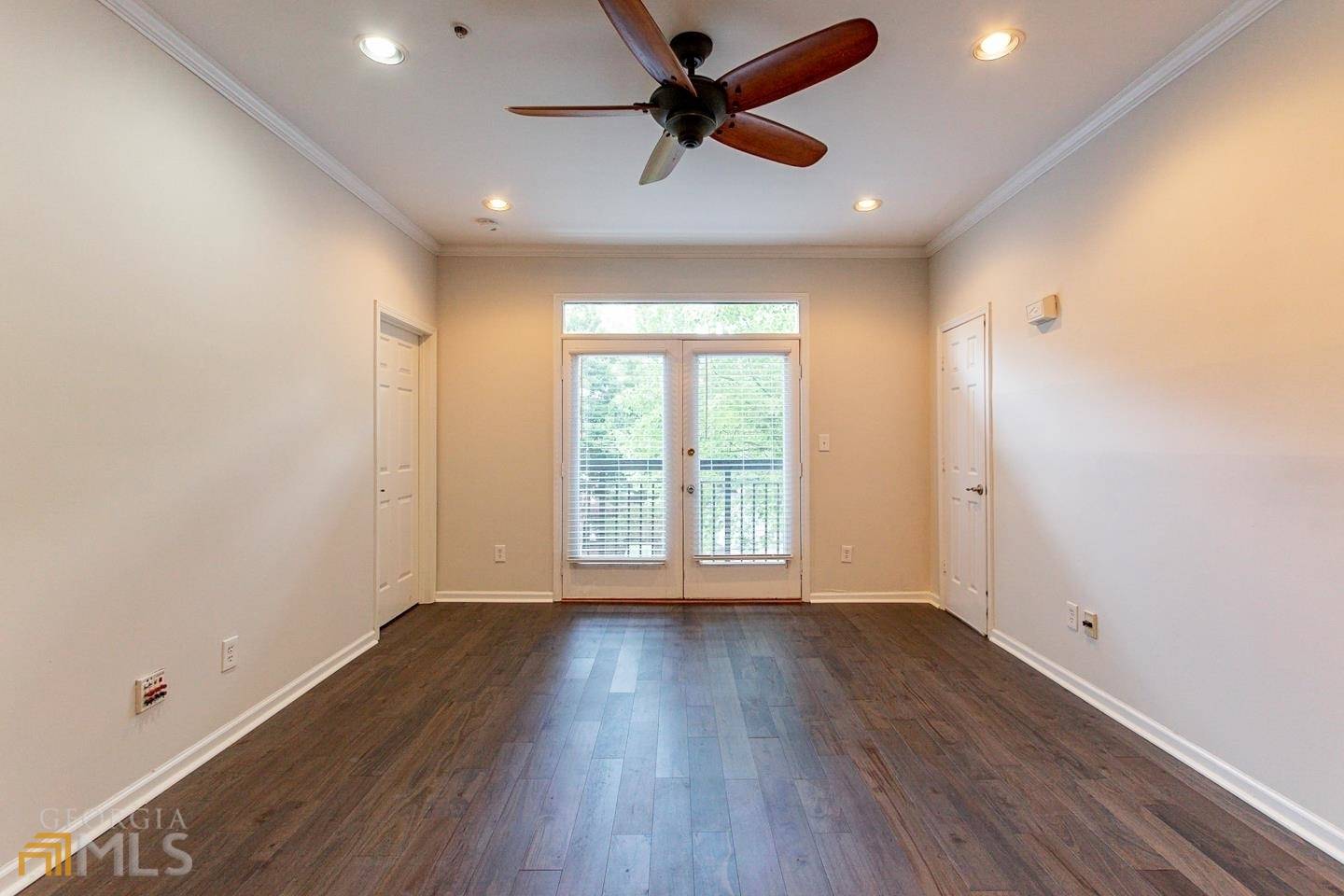 Atlanta, GA 30327,4252 River Green DR NW #514