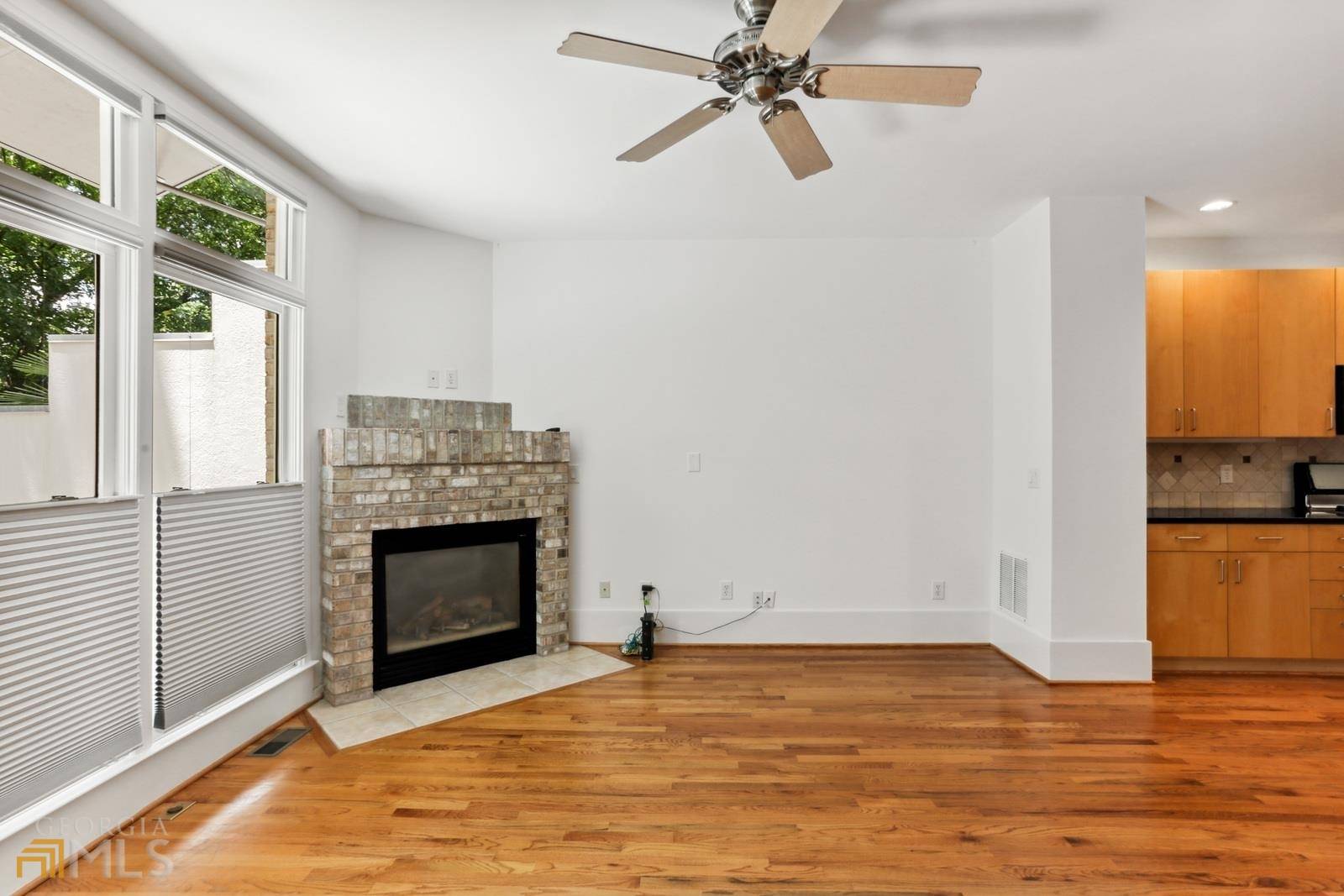 Brookhaven, GA 30319,1303 NE Peachtree VW