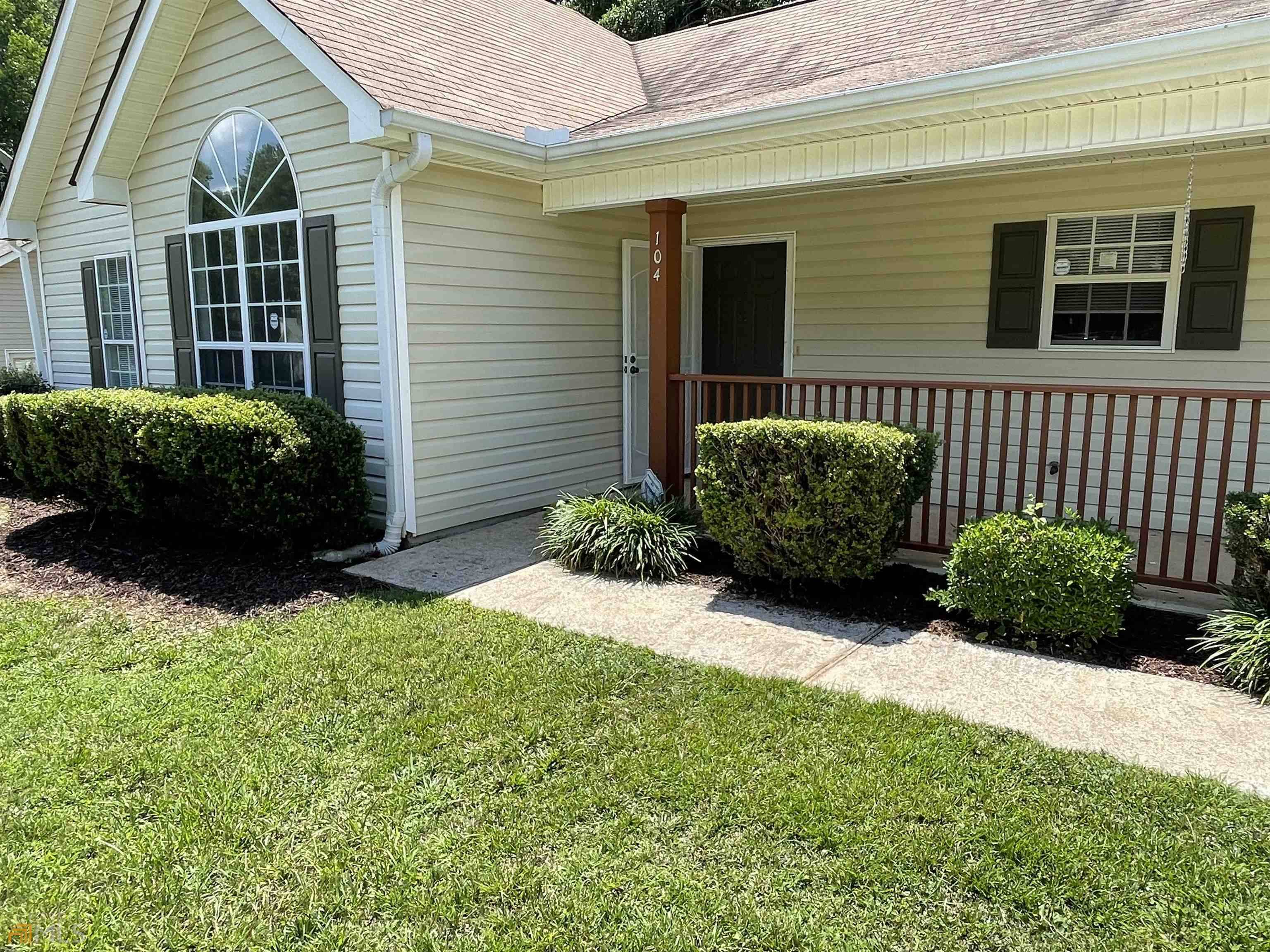 Lagrange, GA 30241,104 Ridgefield CIR