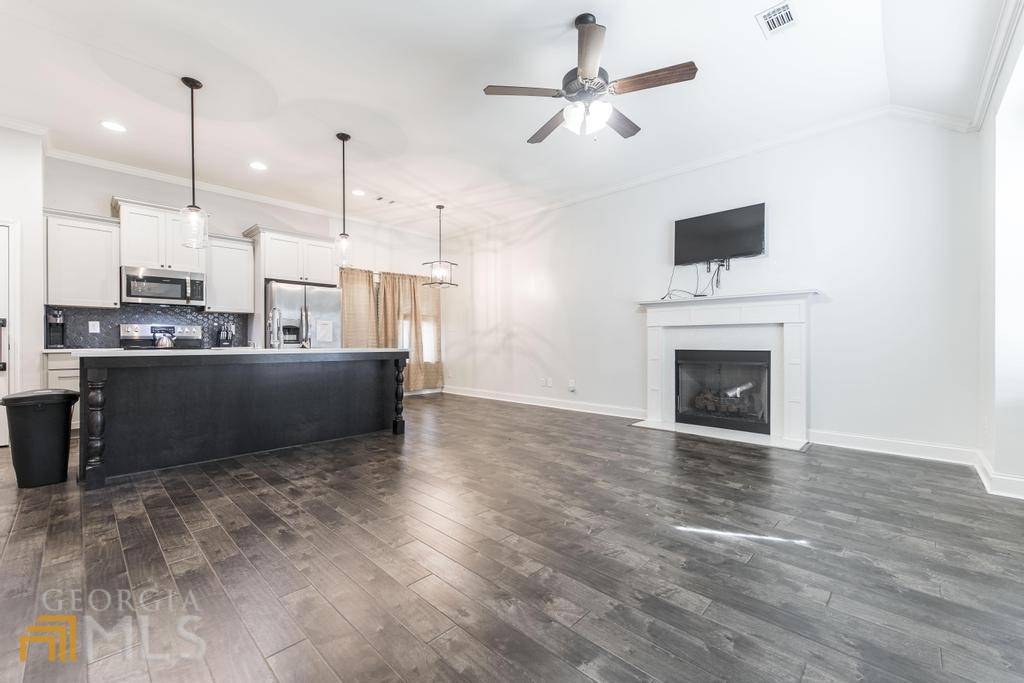 Warner Robins, GA 31093,161 Back Cedar LN