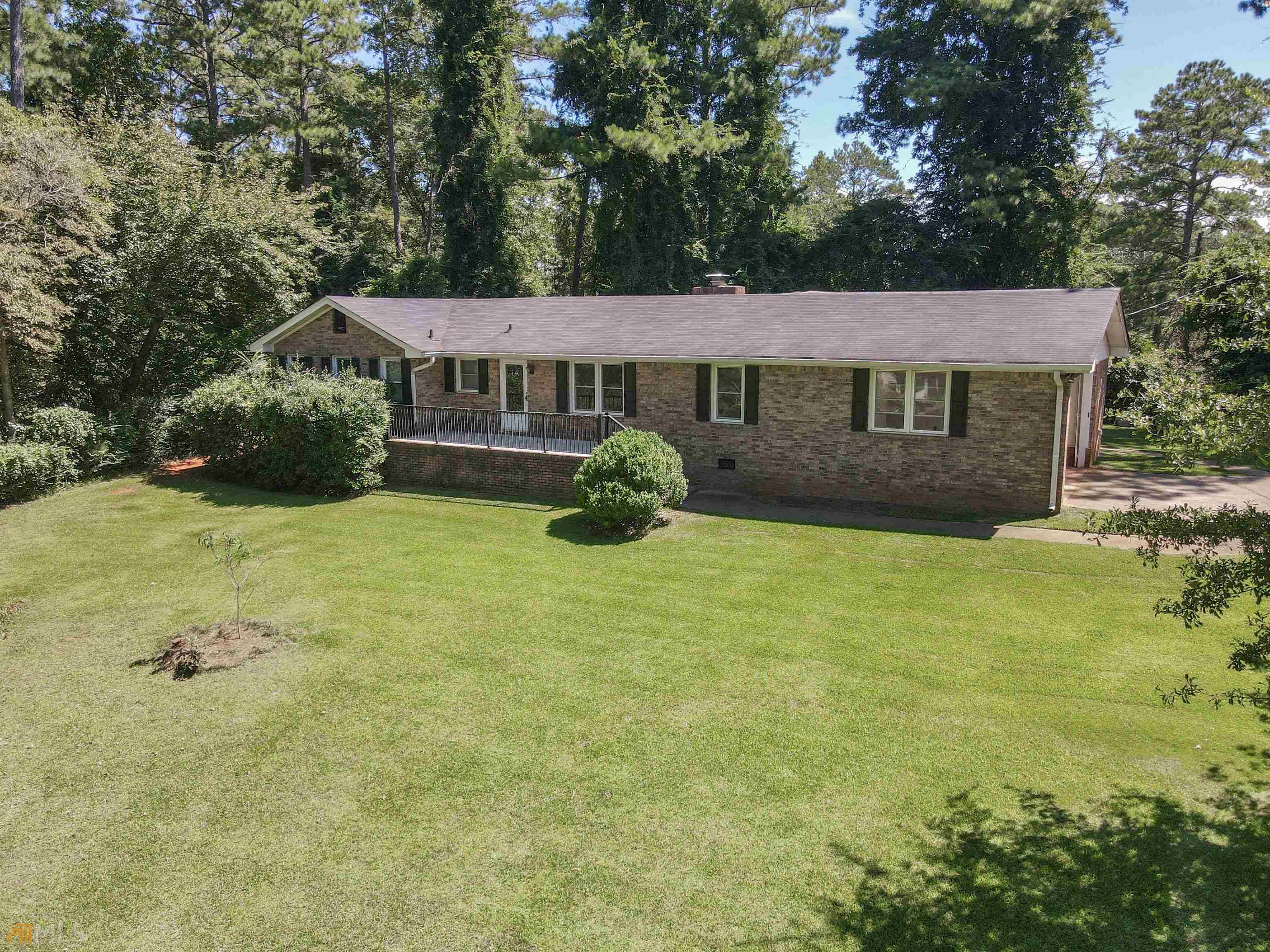 Newnan, GA 30263,135 Thigpen RD