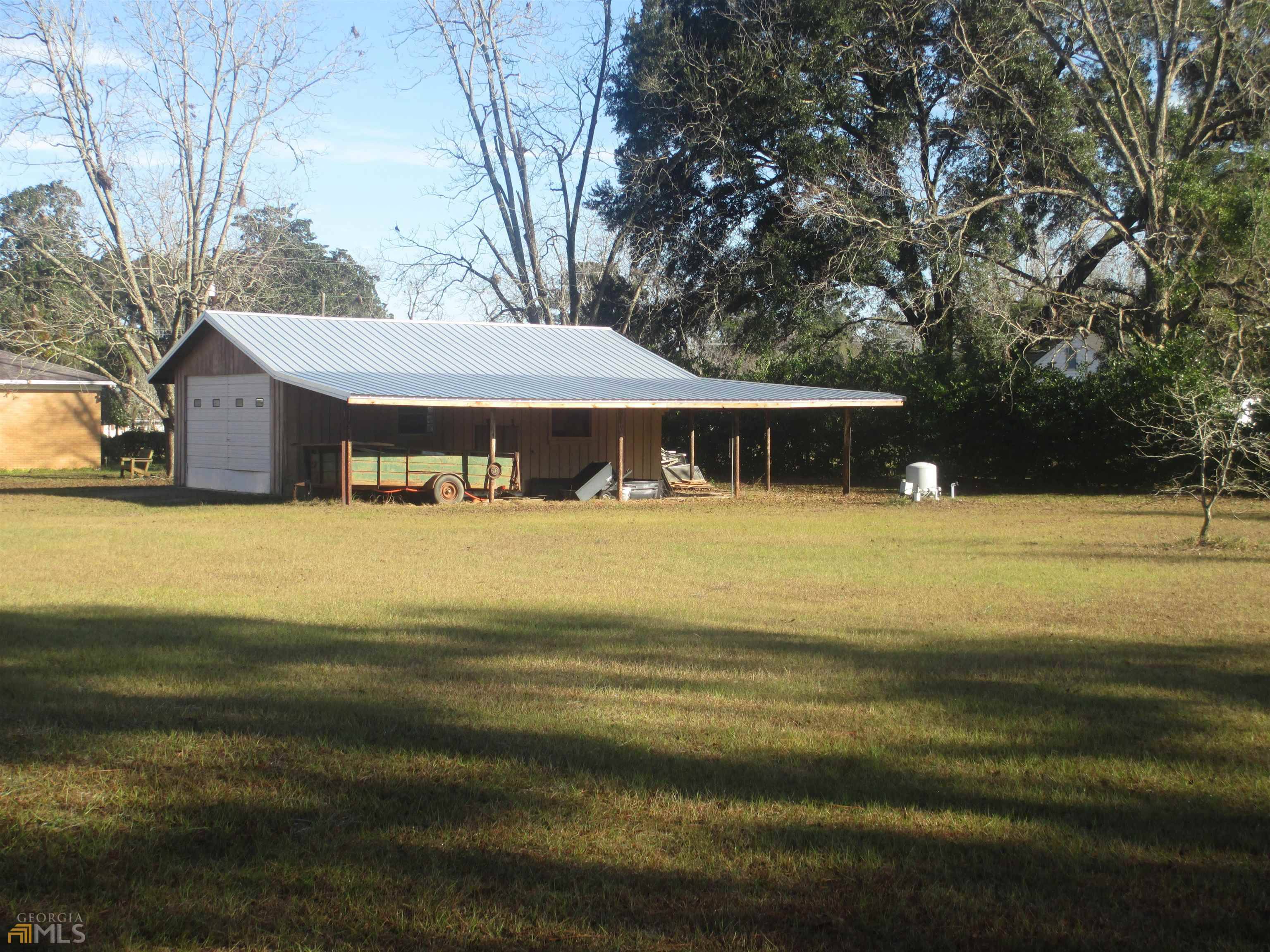 Hazlehurst, GA 31539,41 Burketts Ferry RD